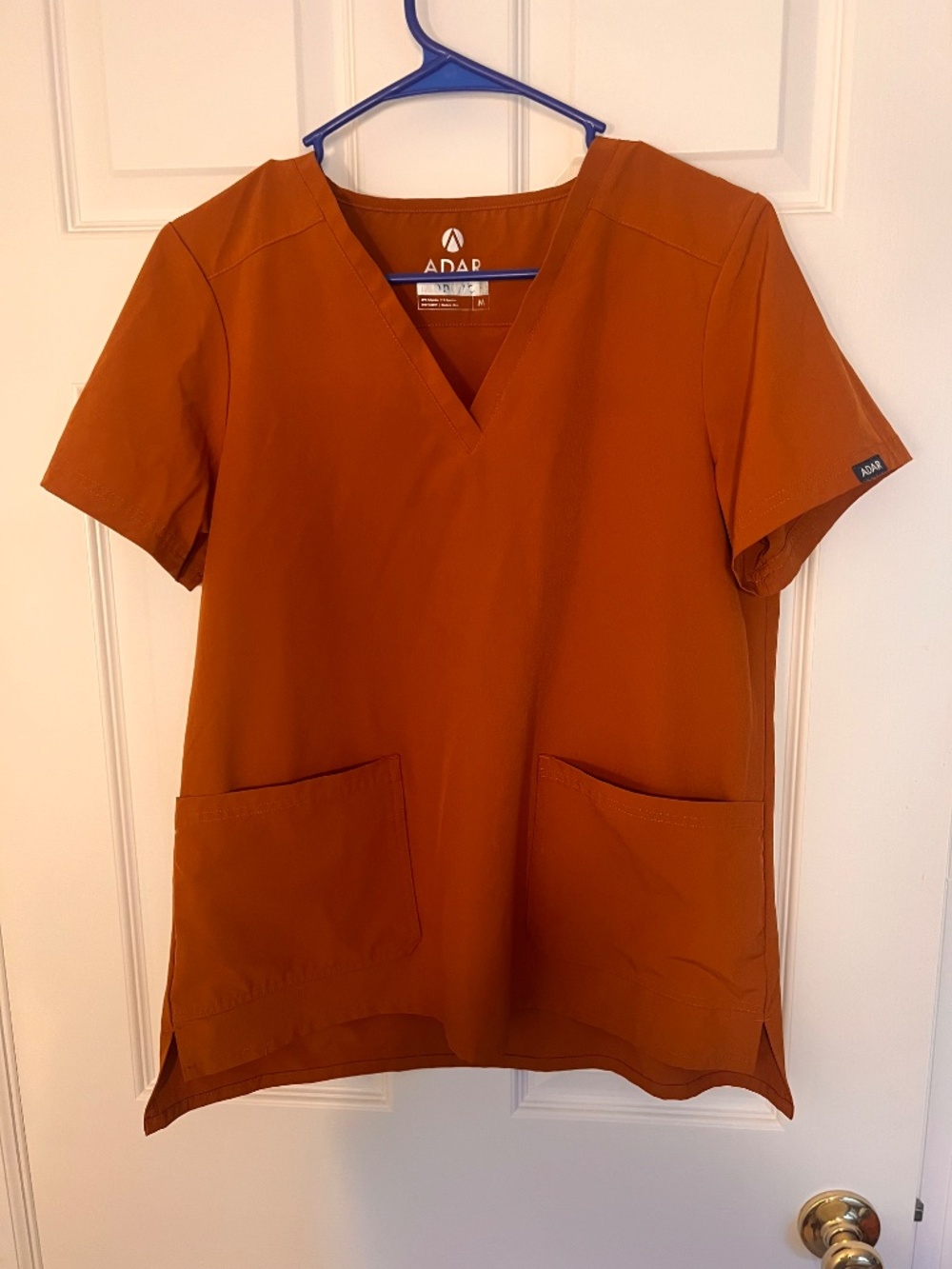 Adar Addition Scrub set - Picture 2 of 10